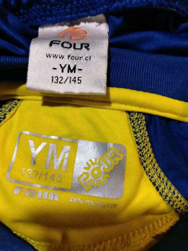 Conjunto deporte marca Four registrada x Zamorano - 2
