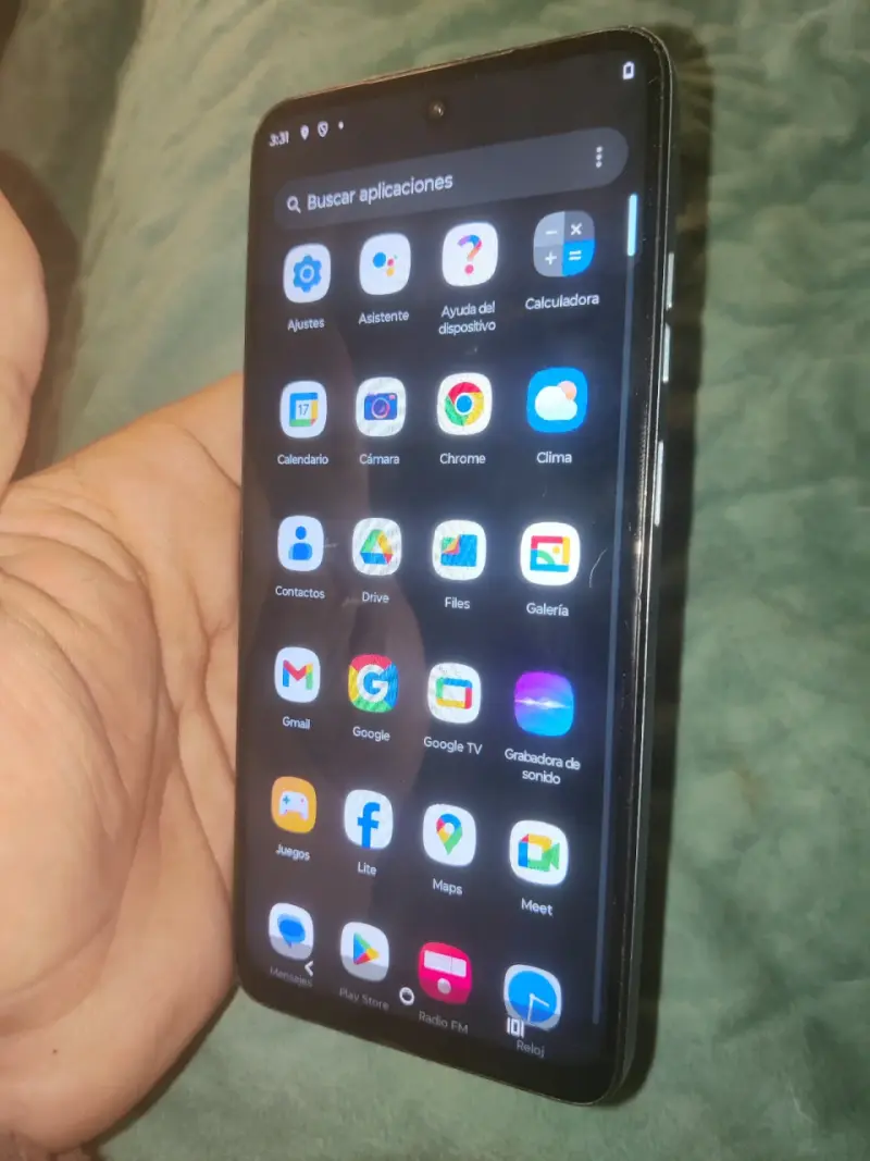 Motorola E15 - 4