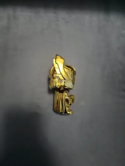 Figura de colección Capitán América azul metálico - miniatura 6