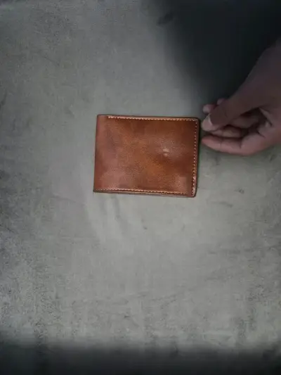 Billetera de cuero bicolor para hombre - miniatura 4