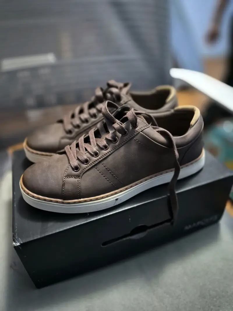 Zapatillas casuales de cuero marrón Marquis - 3