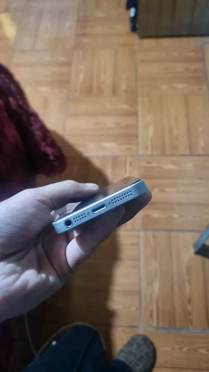 iPhone SE PARA REPUESTOS - 3