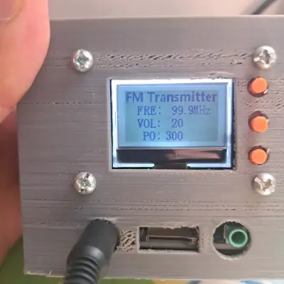 Transmisor FM con antena y cable 7w - miniatura 1