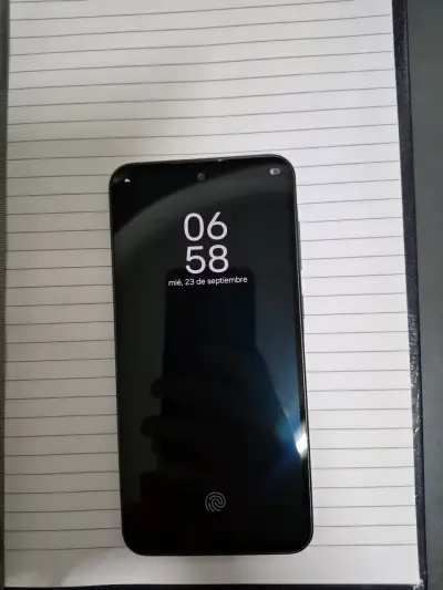 Smartphone Samsung Galaxy A36 5G en buen estado - miniatura 1