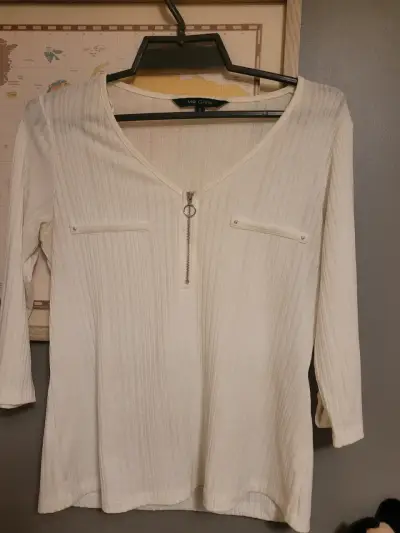 Polera blanca magriffe - miniatura 1