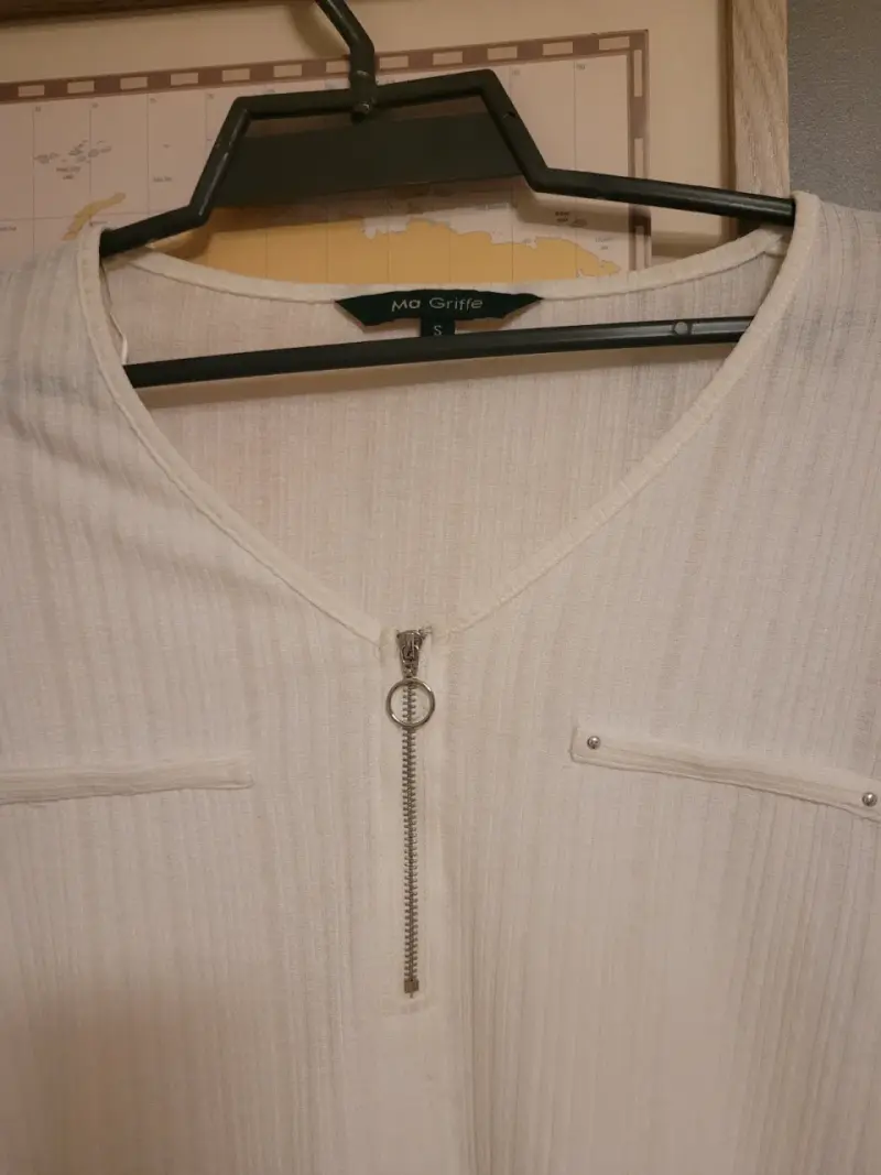 Polera blanca magriffe - 2