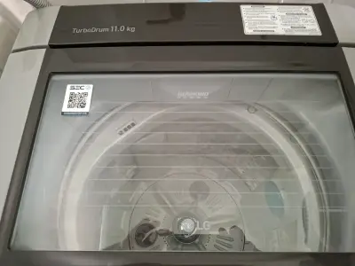 Lavadora LG TurboDrum 11 kg con Lavado Poderoso - miniatura 2