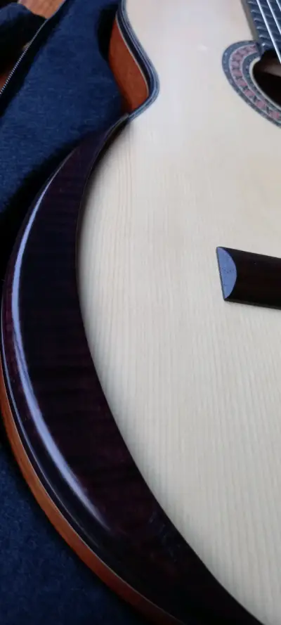 Guitarra clásica Manuel Rodríguez serie Magistral - miniatura 2