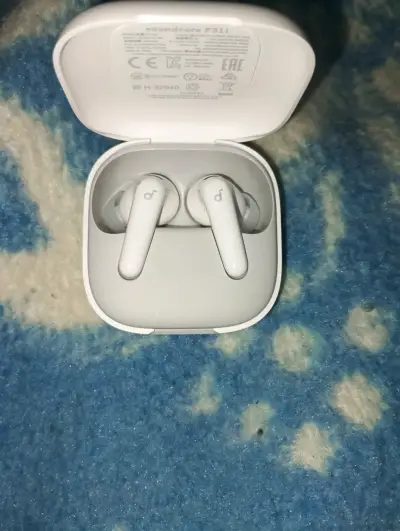 Audífonos Inalámbricos Soundcore P3i con Cancelación de Ruido - miniatura 3