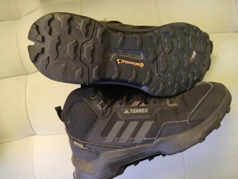 Botas de senderismo negras Adidas Terrex Gore-Tex - 2