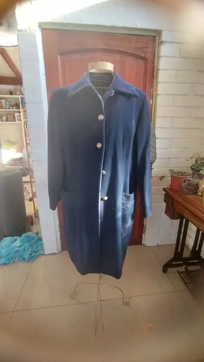 Abrigo de invierno azul para mujer - miniatura 2