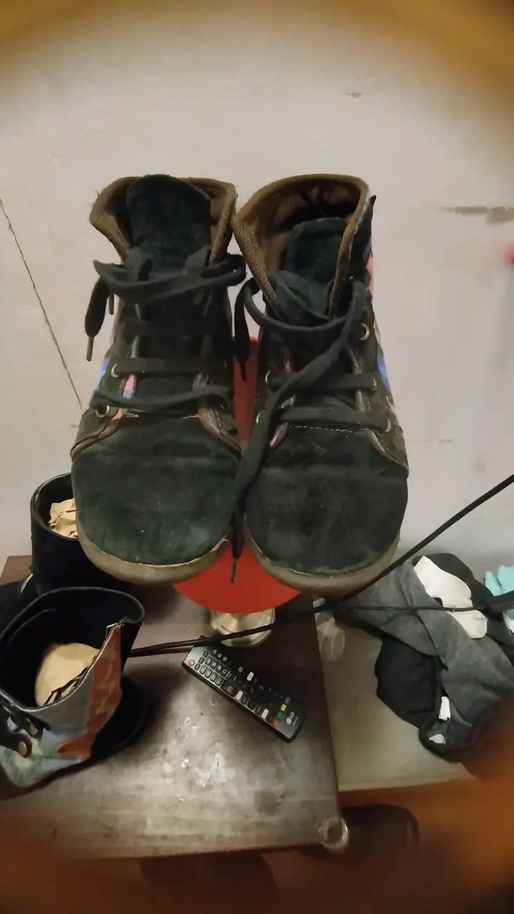 Botas de mujer con diseño étnico y botones decorativos - 5