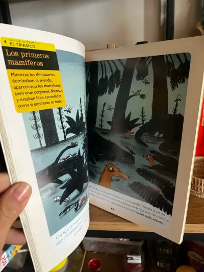 Libro Mi Primer Larousse de los Dinosaurios - miniatura 2