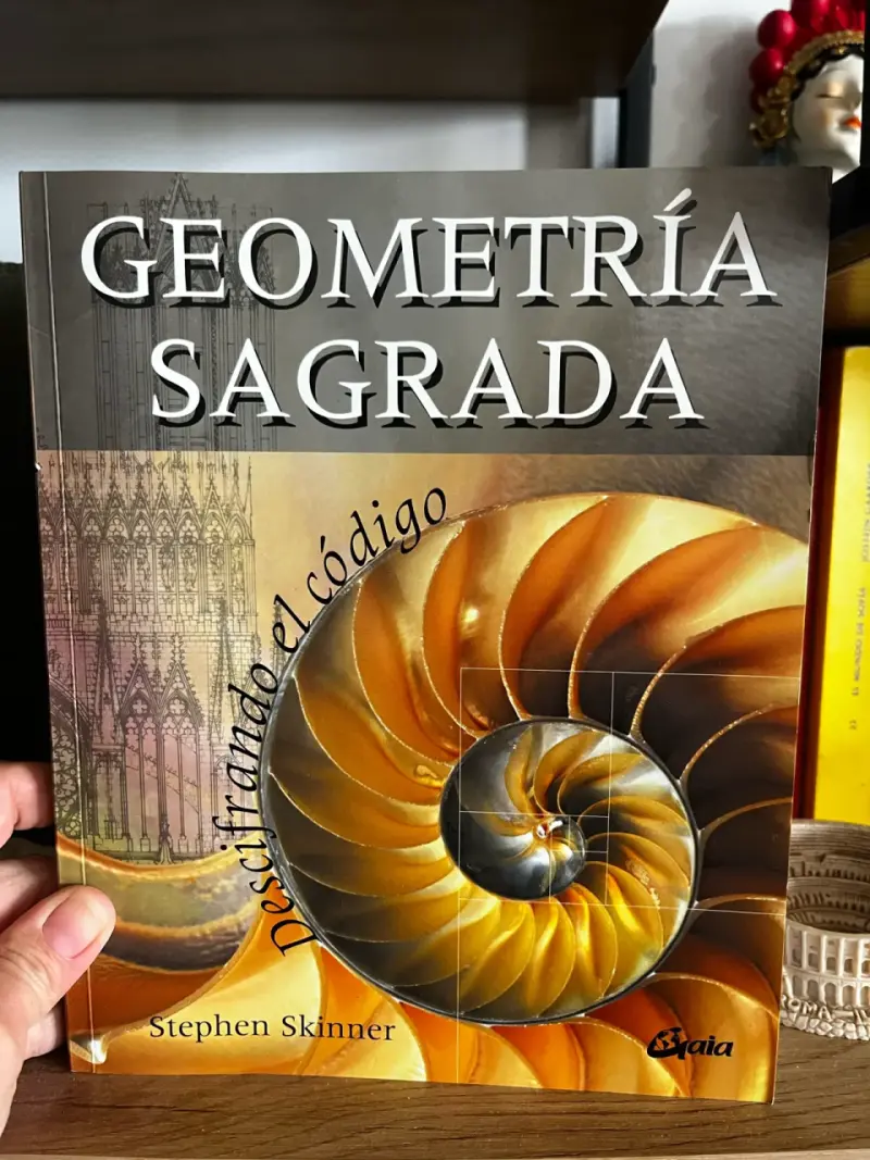 Libro Geometría Sagrada de Stephen Skinner - 1