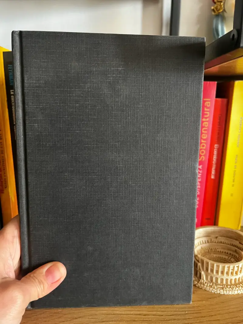 Libro 'Espejos del Tiempo' en buen estado - 1