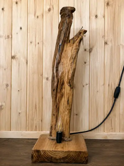 Lámpara de mesa rústica de madera natural - miniatura 1