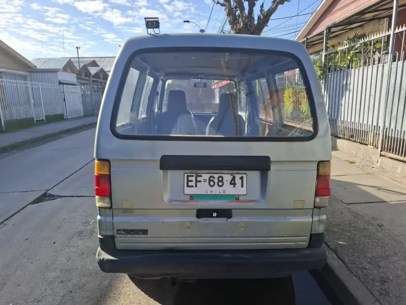 Furgoneta Suzuki Super Carry usada en buen estado - 2