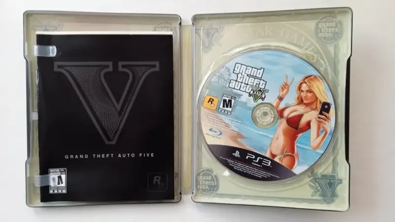 Juego PS3 GTA V Edición Especial Steelcase + mapa - 5