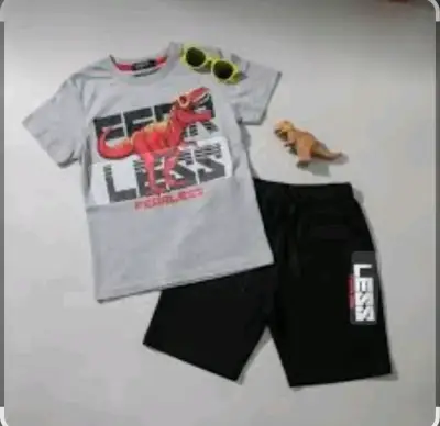 Conjunto de niño con dinosaurio y shorts - miniatura 1