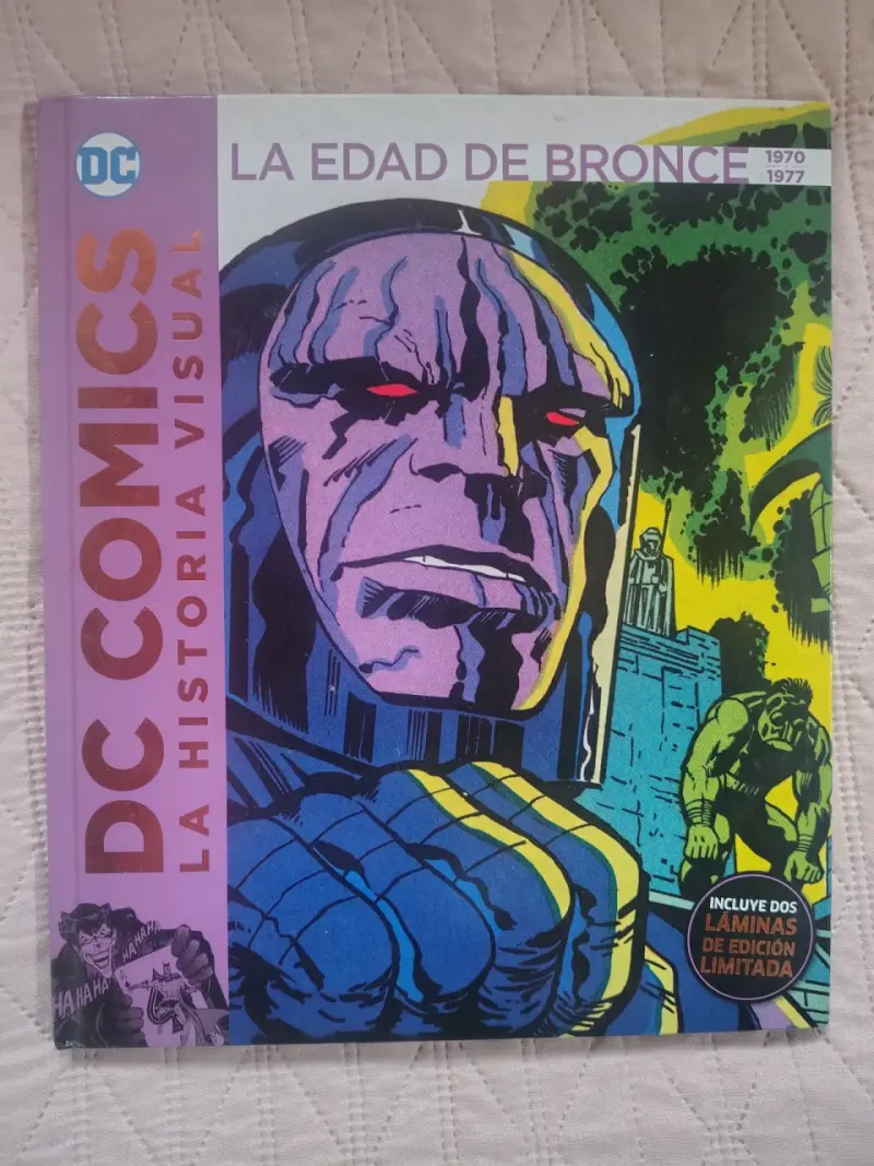Libro DC Comics La Historia Visual La Edad de Bronce