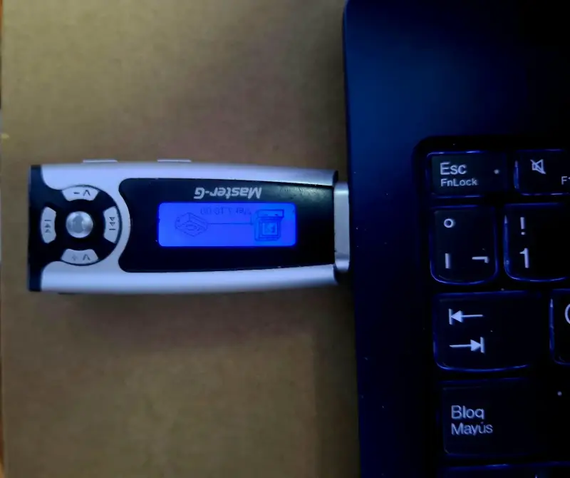 Reproductor MP3 USB Master-G portátil - 3
