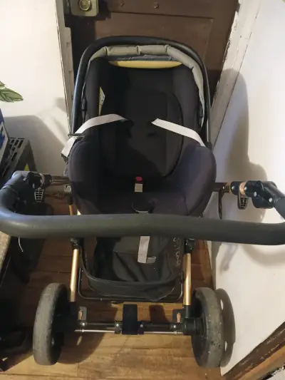 Coche de bebé Babyfond plegable con capota - miniatura 5