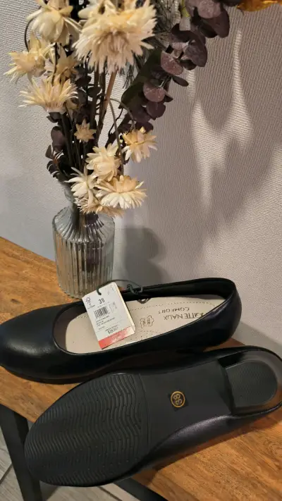 Zapatos de cuero negro para mujer talla 38 - miniatura 3