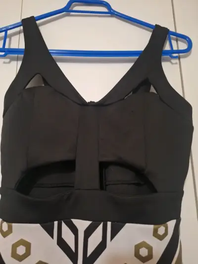 Vestido ajustado con diseño geométrico - miniatura 4
