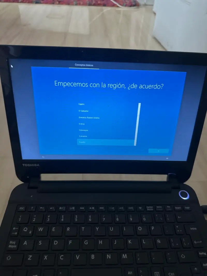 Notebook Toshiba Satellite — Funciona | Con cargad - 6
