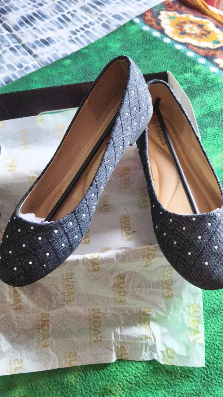 Zapatos planos de mujer Fagus con diseño de puntos - 2