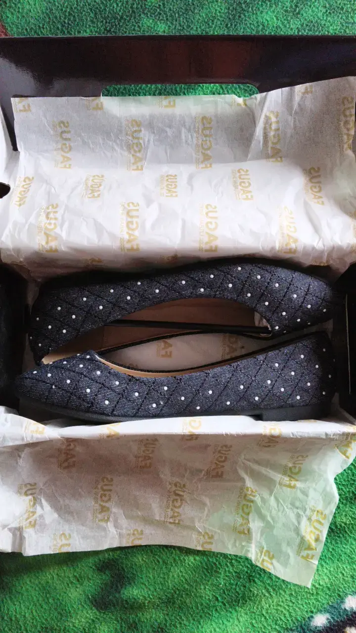 Zapatos planos de mujer Fagus con diseño de puntos - 5
