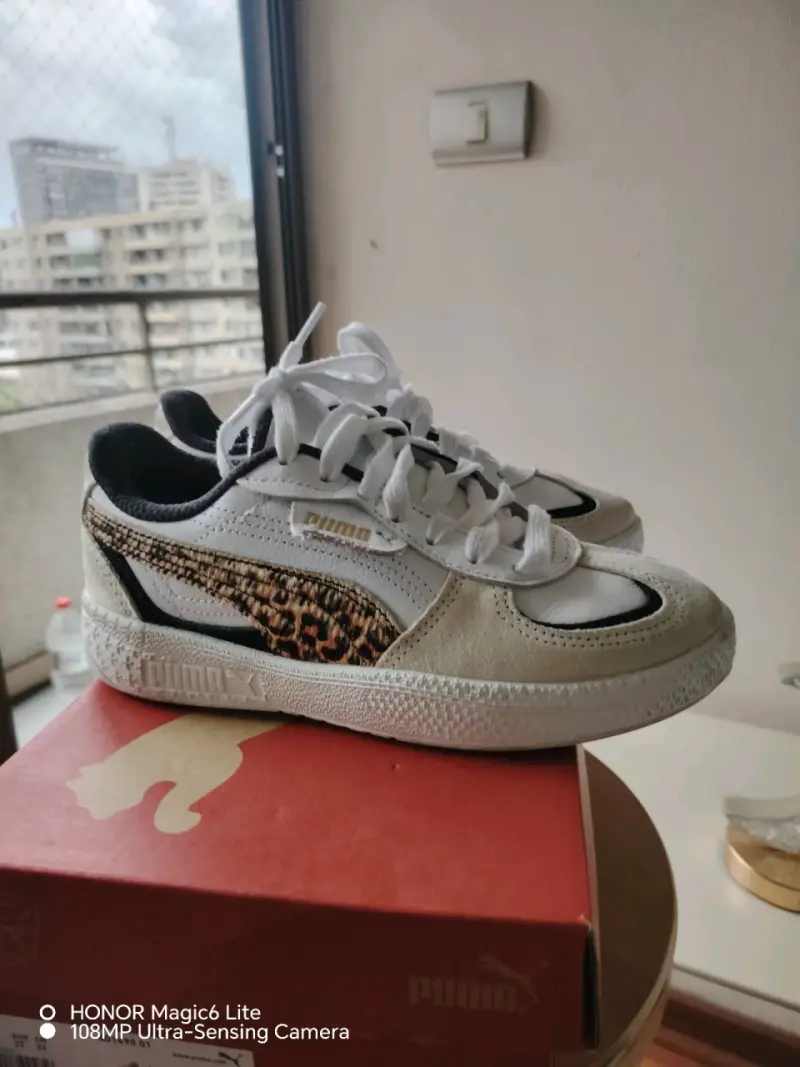 Zapatillas deportivas Puma blancas con diseño animal print - 3