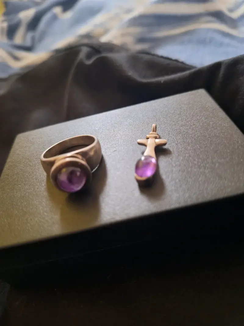Conjunto anillo y colgante de plata con amatista - 1