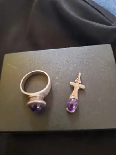 Conjunto anillo y colgante de  plata con amatista - miniatura 4