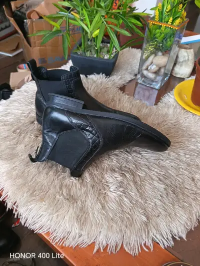 Botines de cuero negro - miniatura 3