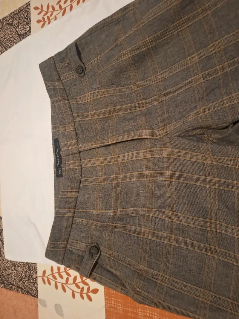 Pantalones de lana a cuadros Zara para hombre - 1