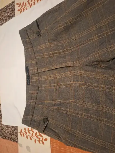 Pantalones de lana a cuadros Zara para hombre - miniatura 1