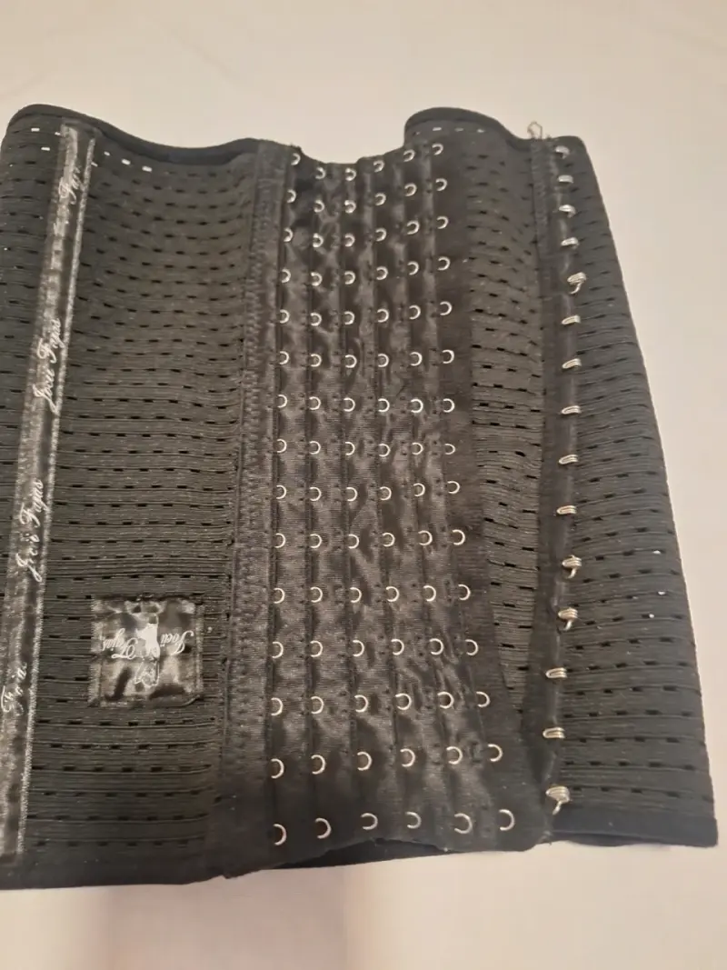 Faja reductora negra talla M - 4
