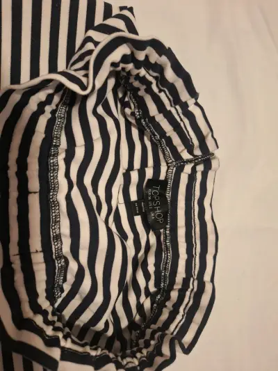 Falda a rayas Topshop en blanco y negro - miniatura 2