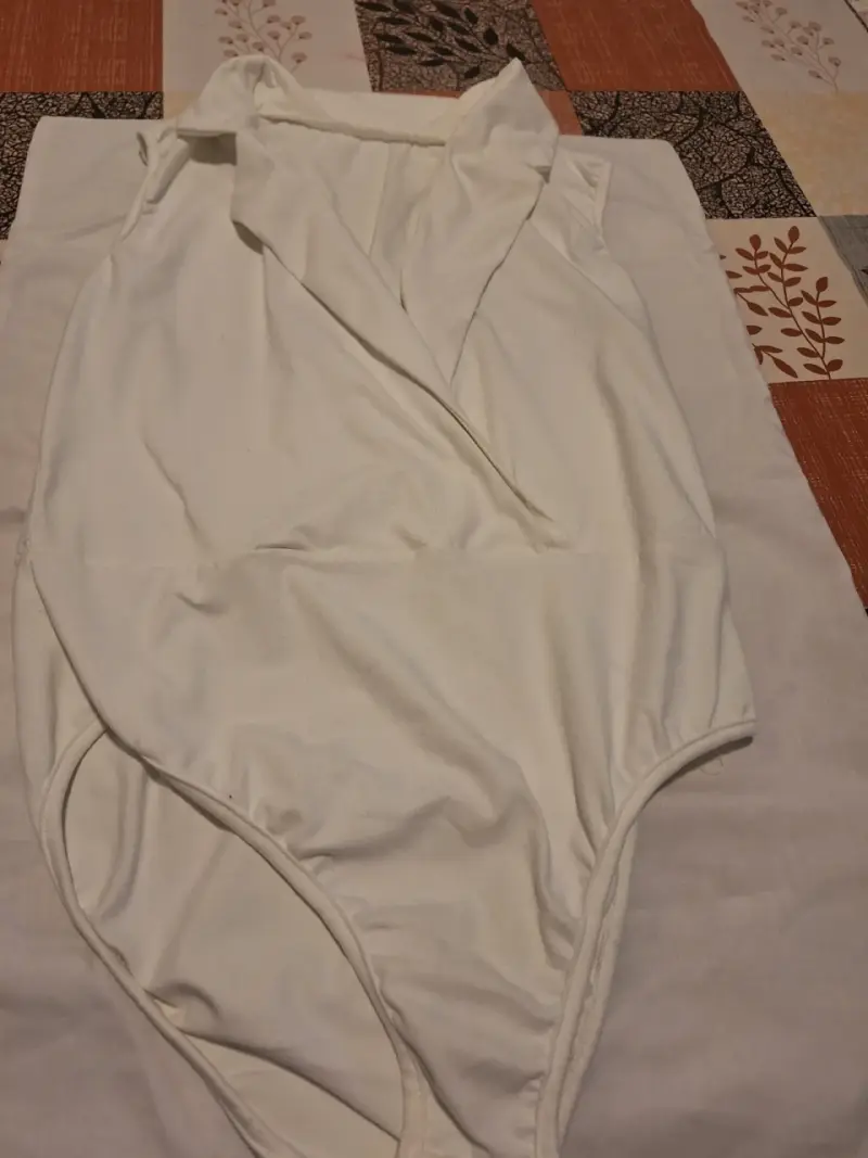 Body blanco sin mangas para mujer - 2