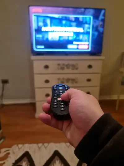 Control remoto TiVo Dbox VTR con Netflix y voz - miniatura 5
