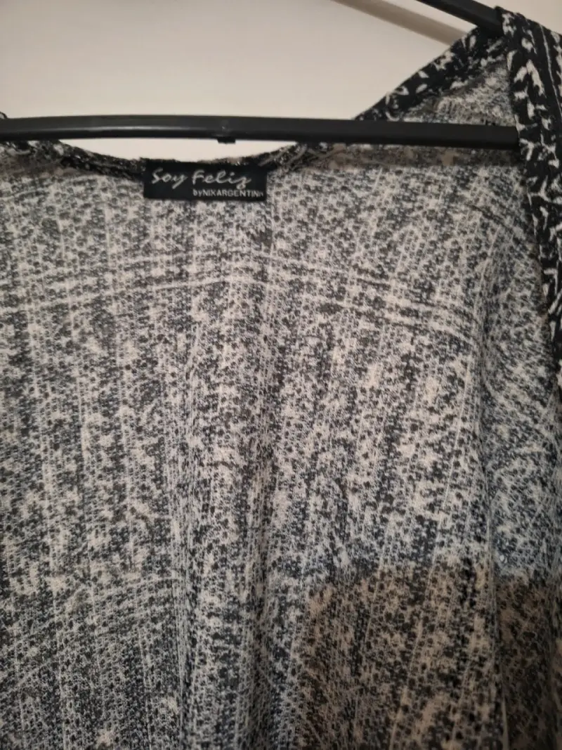 Kimono negro y blanco Soy Feliz - 2