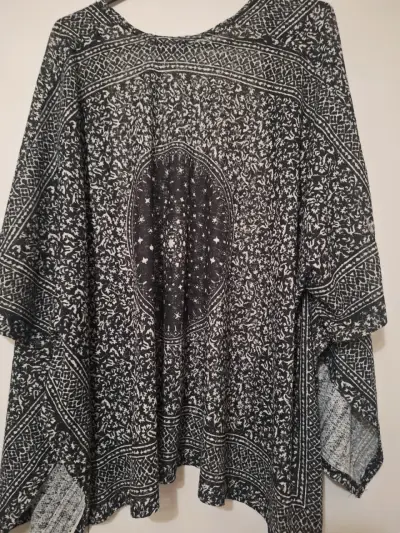 Kimono negro y blanco Soy Feliz - miniatura 3