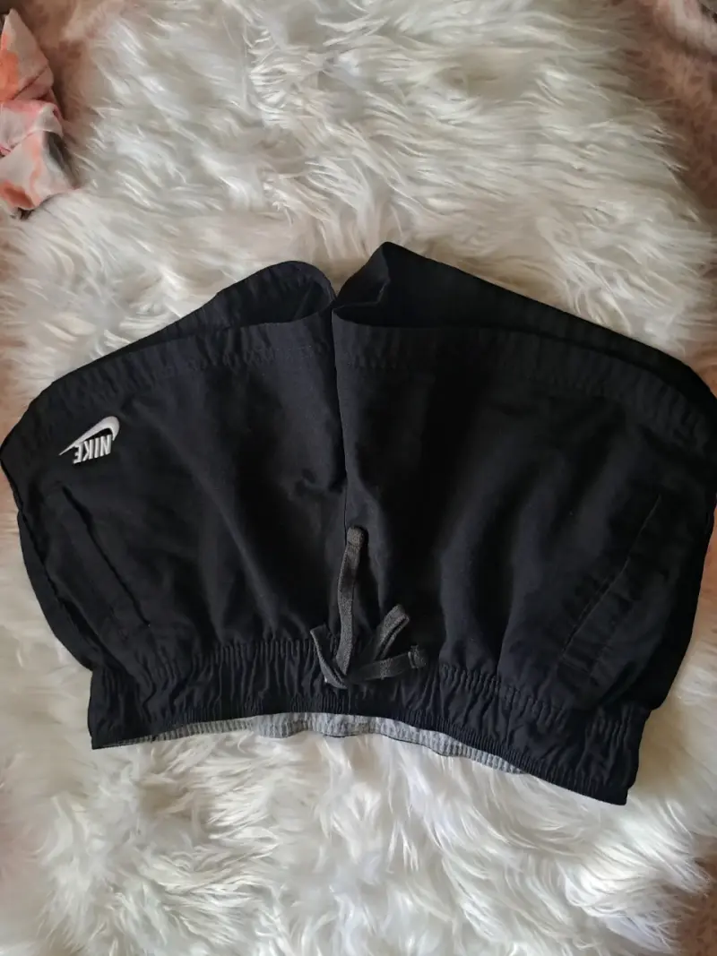 Shorts deportivos negros Nike para dama L - 1