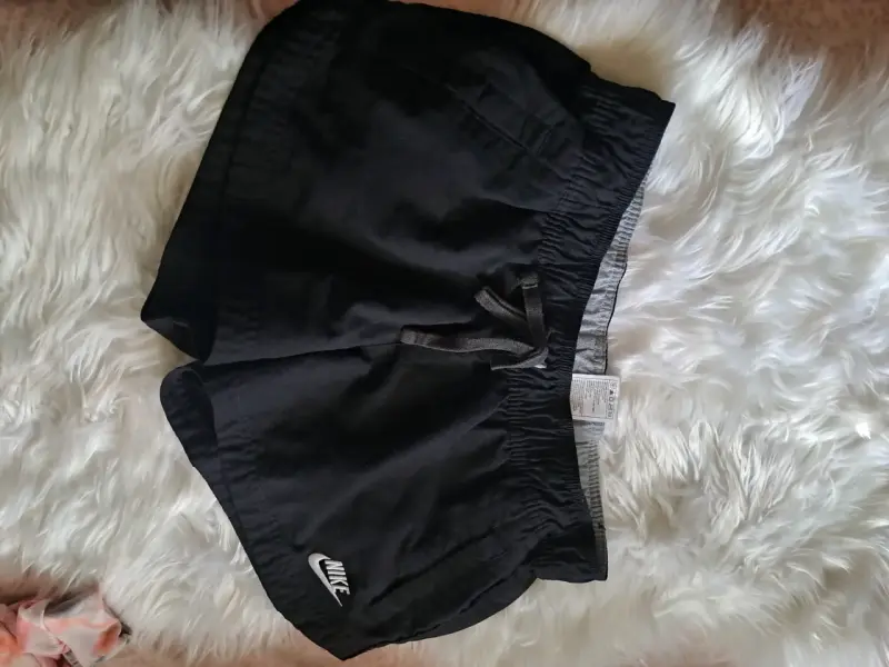 Shorts deportivos negros Nike para dama L - 3