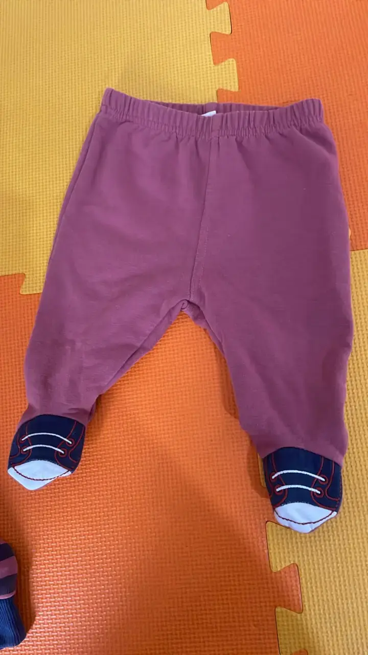 Conjunto de bebé dinosaurio azul y rosado - 3