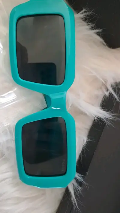 Gafas de Sol Prada Cuadradas Turquesa - miniatura 3