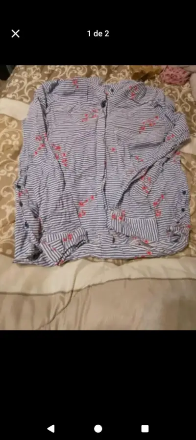 Blusa rayada con flores para mujer - miniatura 1