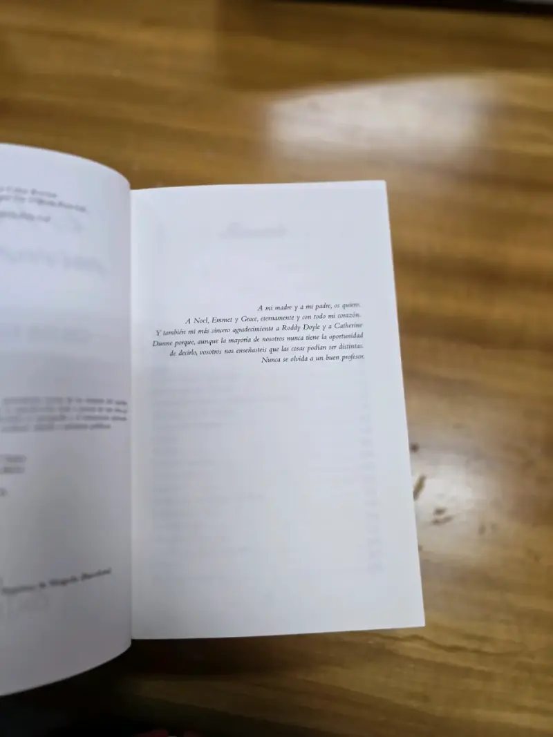 Libro El Trono Envenenado de Celine Kiernan - 2