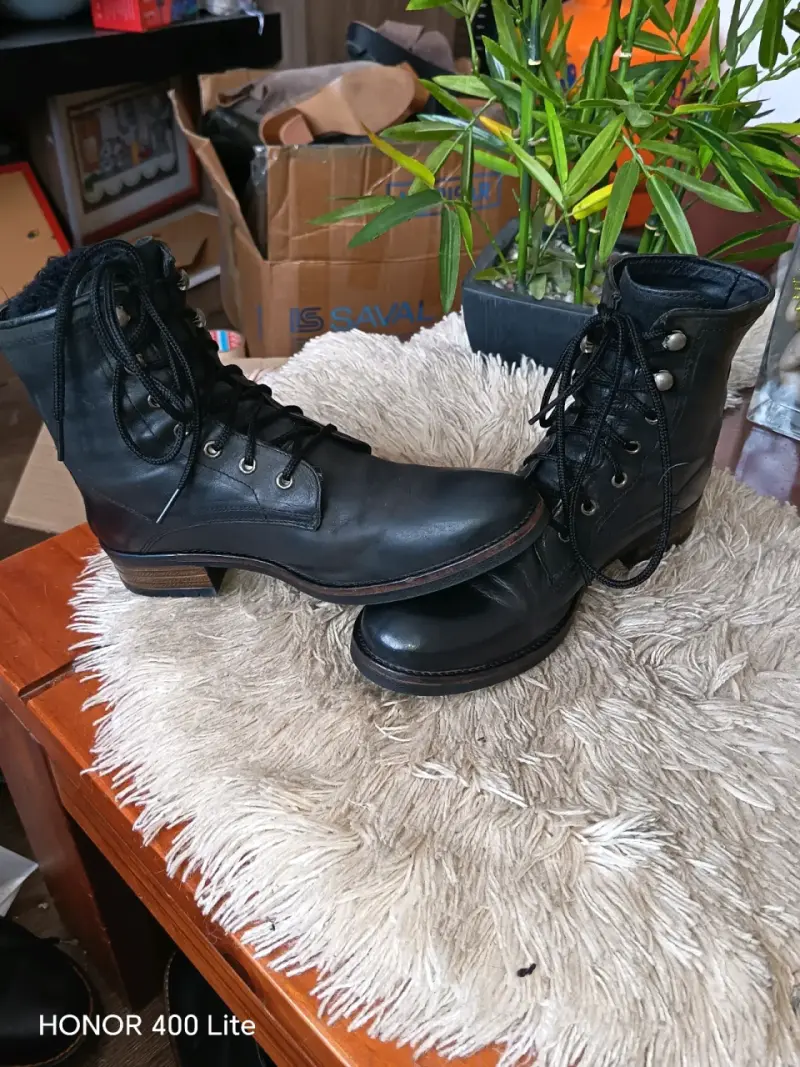 Botines de cuero negro con cordones - 2